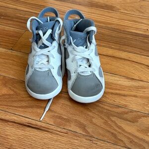 Jordan Kids Gray and White Sneakers